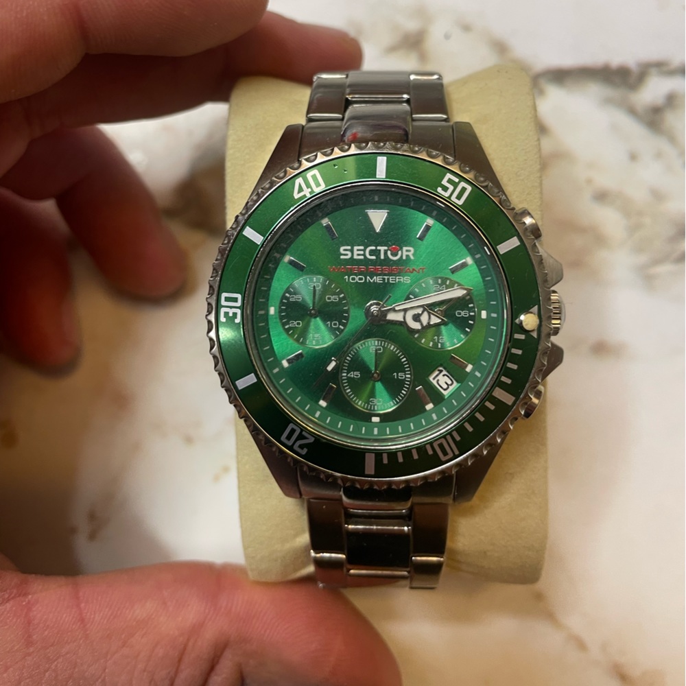 Sector R3273661006 Series 230 Chronograph 43mm 10ATM